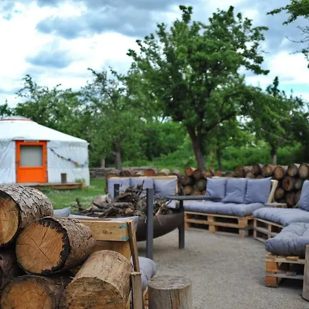 Jurty V Sadu Luxury tent *